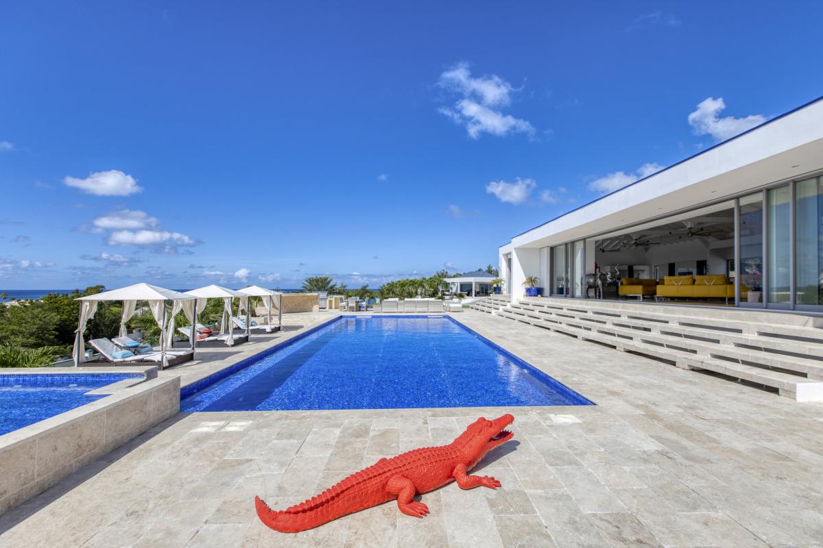 5 A louer villa El Grande Azur 5 chambres 12 personnes vue mer piscine tennis aux terres basses à saint martin_34